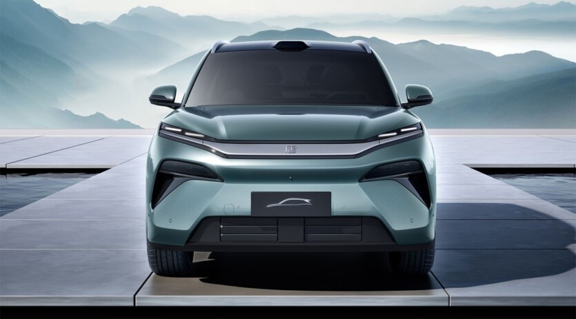 Електричні BYD Han L та Tang L: до 1085 к.с. та розгін до «сотні» за 2,7 секунди