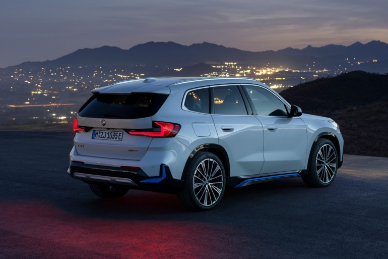Німці анонсували компактний електрокросовер BMW iX1: 230 кВт потужності, 65 кВтг батареї та запас ходу понад 400 км