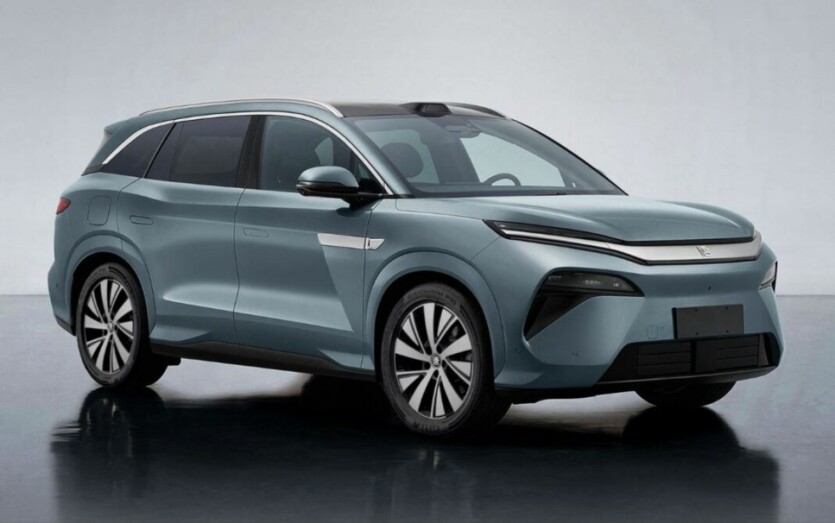 Електричні BYD Han L та Tang L: до 1085 к.с. та розгін до «сотні» за 2,7 секунди