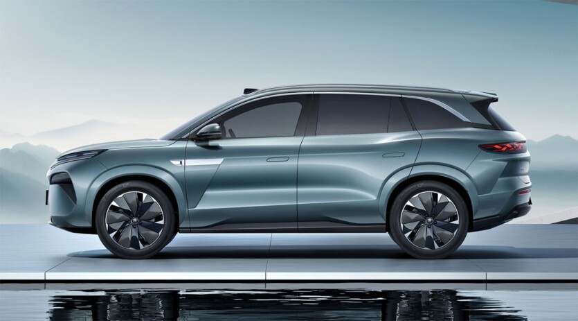 Електричні BYD Han L та Tang L: до 1085 к.с. та розгін до «сотні» за 2,7 секунди