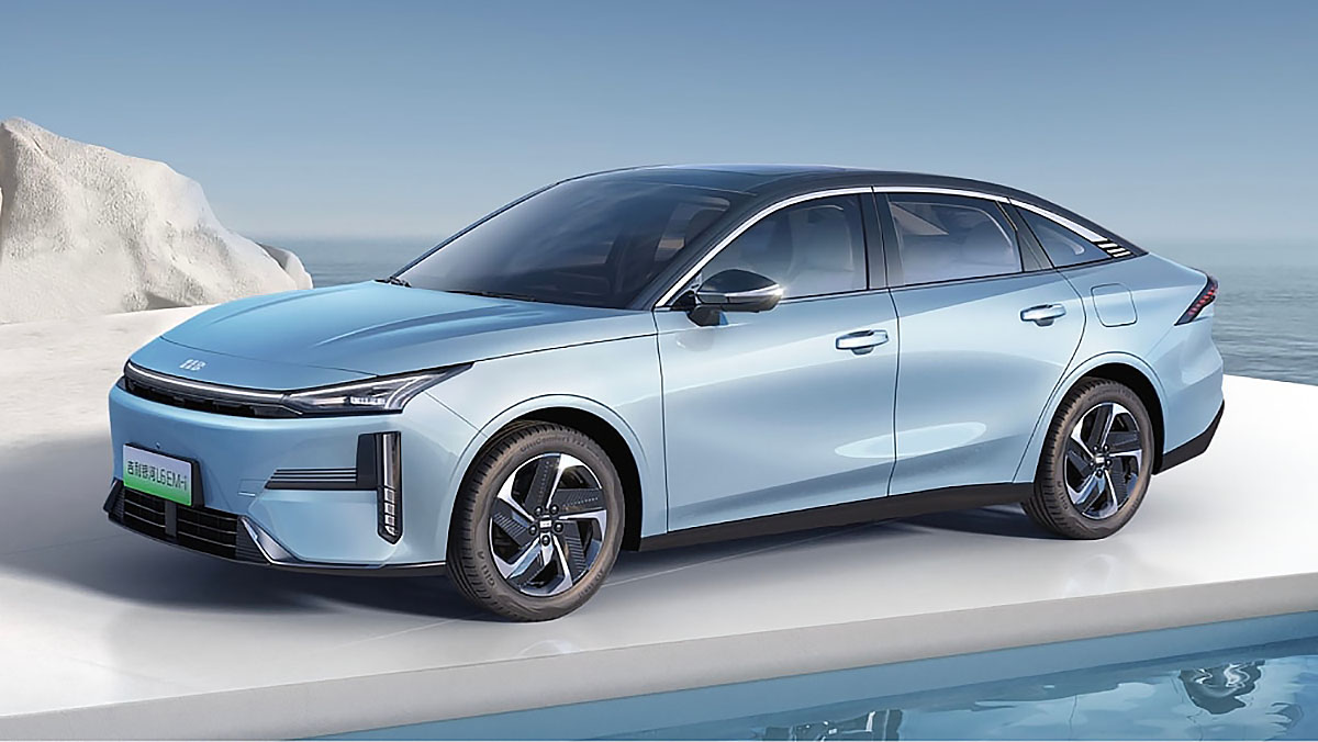 1300 км ходу за ціною від $11 тис: Geely випустила плагін-гібрид Galaxy L6 EM-i